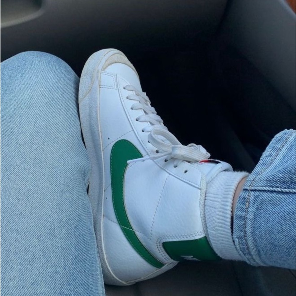 Nike Blazer Mid 77